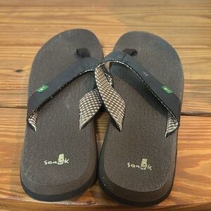 Sanuk Flipfops Sandals Women’s Size 8 Brown Yoga Mat Sole Comfortable